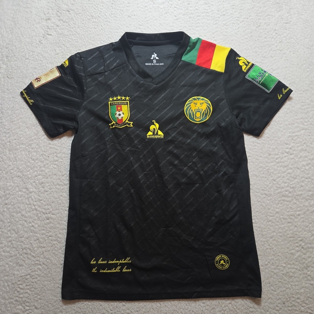 Cameroon Soccer Jerse 2021/2022 size Small Camiseta Special Edition Black